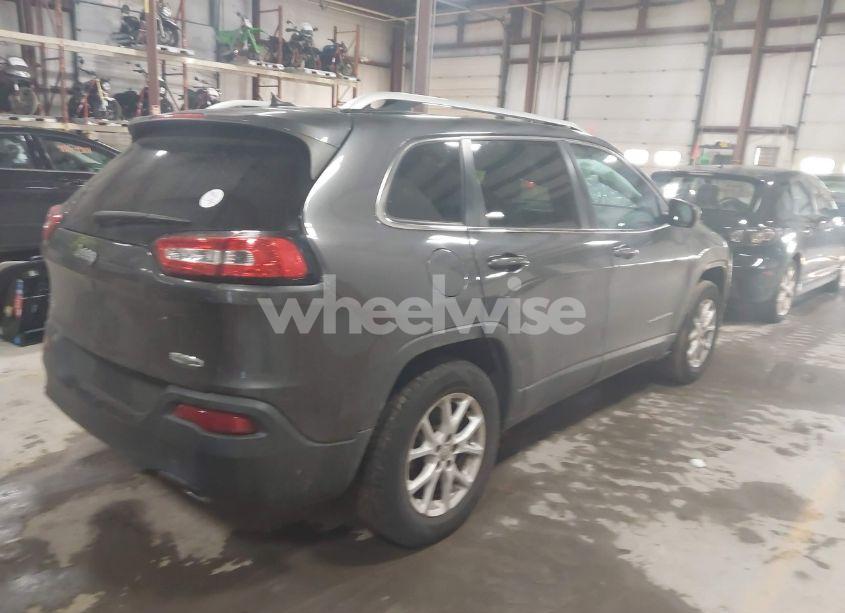Photo 4 of 2014 Jeep Cherokee LATITUDE (VIN 1C4PJMCS3EW260946)