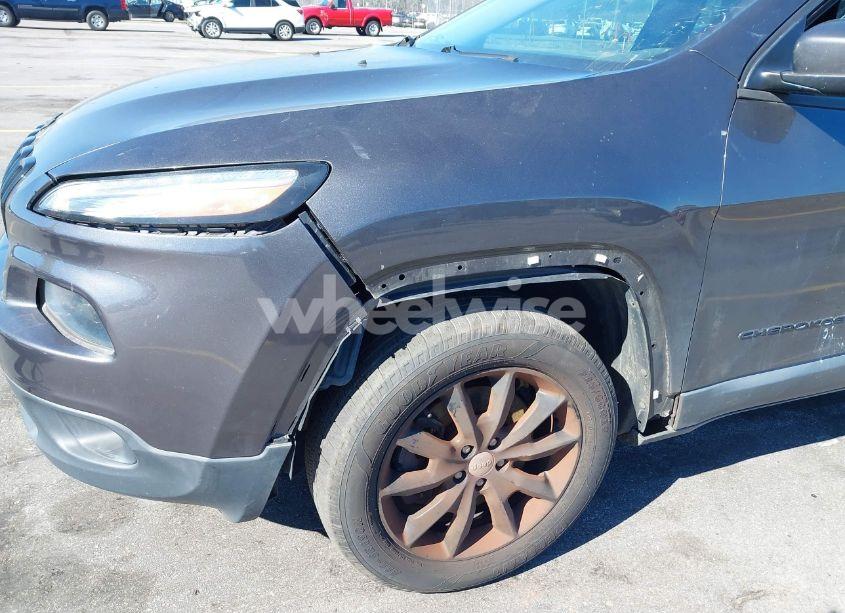 Photo 19 of 2014 Jeep Cherokee ALTITUDE (VIN 1C4PJMCS3EW298340)