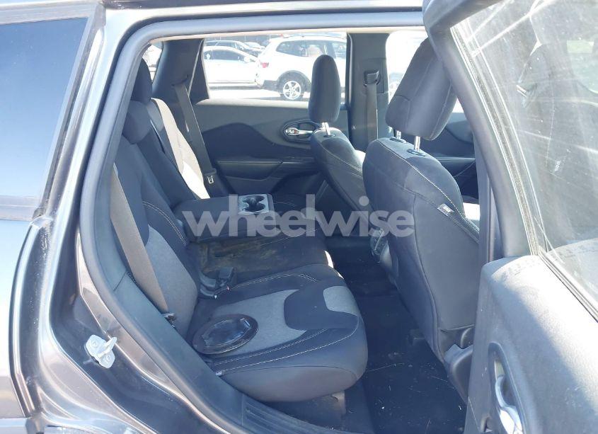 Photo 8 of 2014 Jeep Cherokee ALTITUDE (VIN 1C4PJMCS3EW298340)