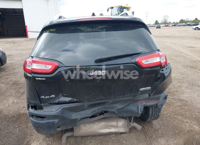 Photo 16 of 2015 Jeep Cherokee LATITUDE (VIN 1C4PJMCS3FW552257)