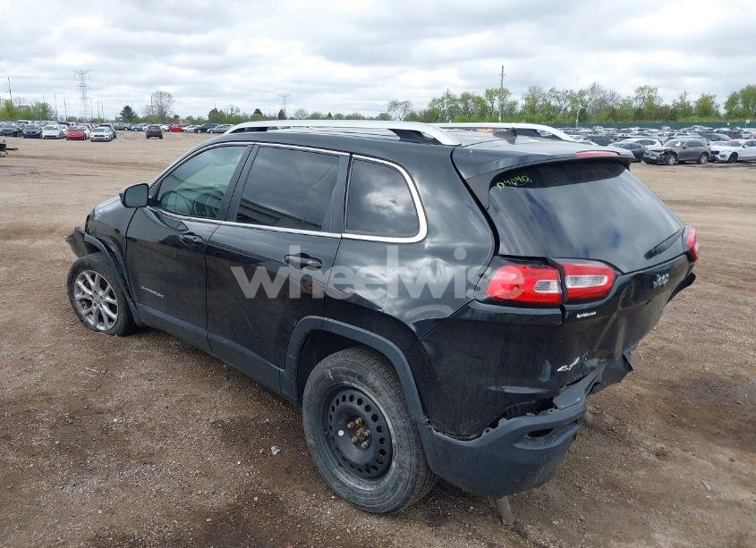 Photo 3 of 2015 Jeep Cherokee LATITUDE (VIN 1C4PJMCS3FW552257)