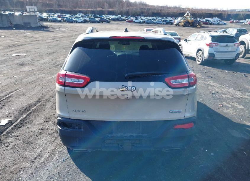Photo 16 of 2015 Jeep Cherokee LATITUDE (VIN 1C4PJMCS3FW578065)