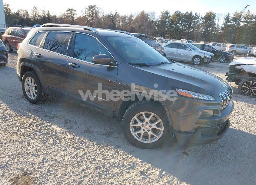 2015 Jeep Cherokee LATITUDE (VIN 1C4PJMCS3FW591012) main photo