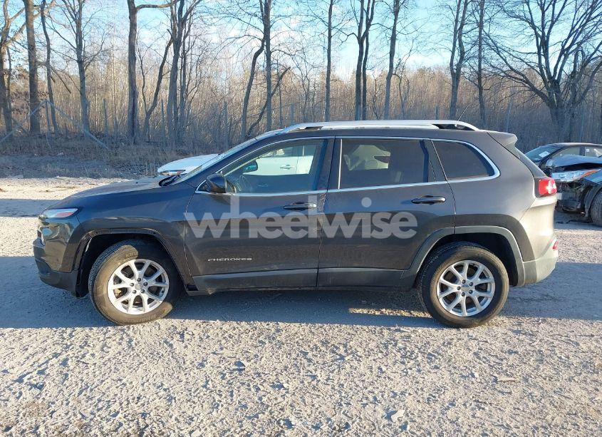 Photo 14 of 2015 Jeep Cherokee LATITUDE (VIN 1C4PJMCS3FW591012)
