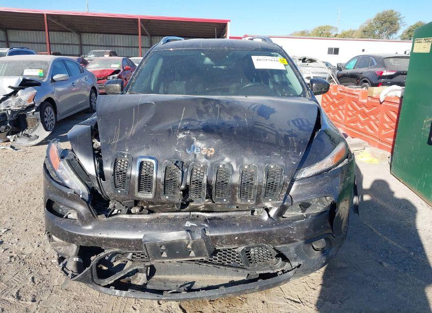 Photo 12 of 2015 Jeep Cherokee LATITUDE (VIN 1C4PJMCS3FW788133)