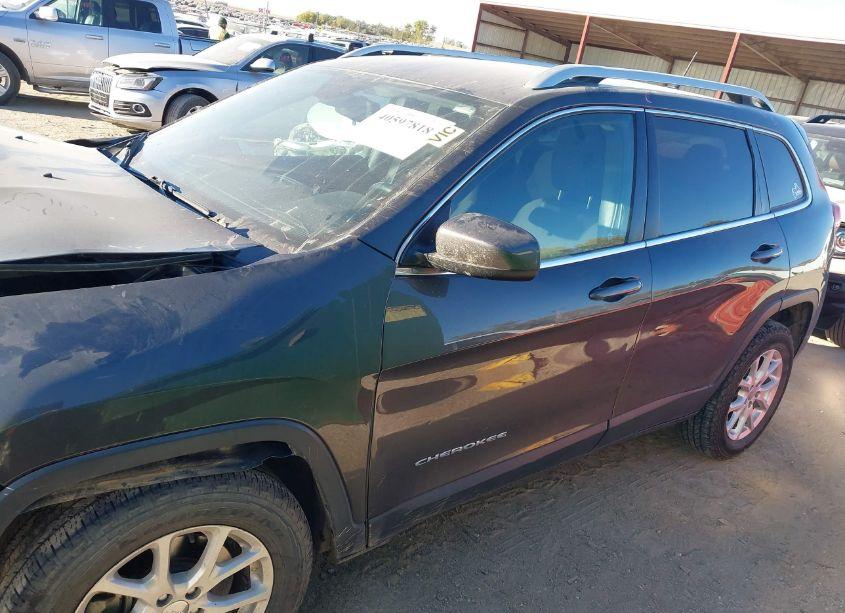 Photo 14 of 2015 Jeep Cherokee LATITUDE (VIN 1C4PJMCS3FW788133)