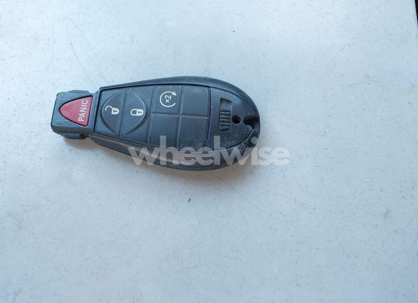 Photo 11 of 2016 Jeep Cherokee LATITUDE (VIN 1C4PJMCS3GW121578)