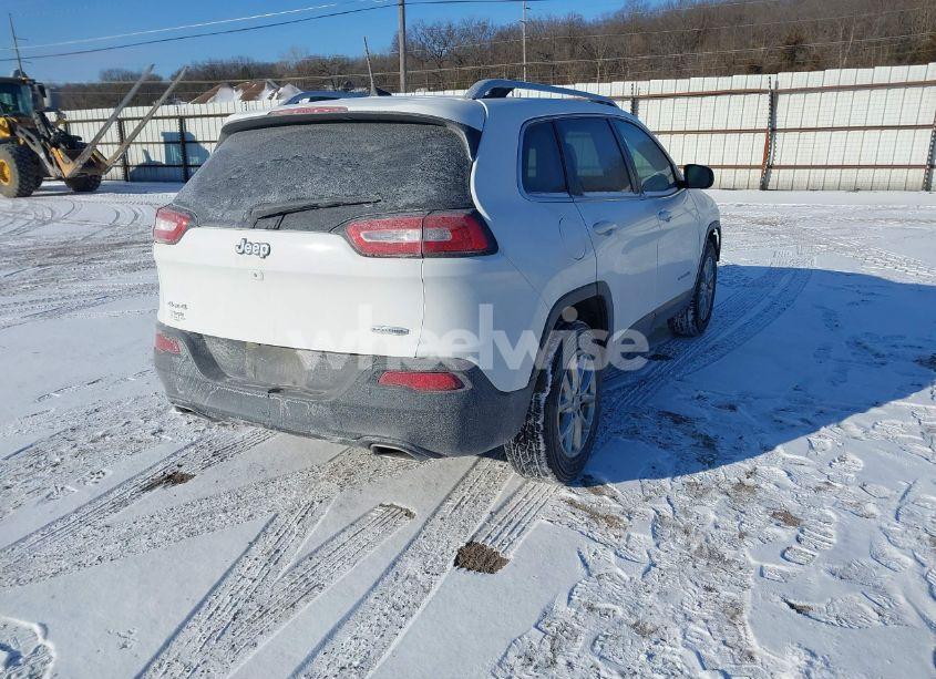 Photo 4 of 2016 Jeep Cherokee LATITUDE (VIN 1C4PJMCS3GW121578)