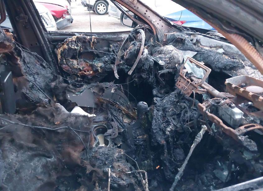 Photo 5 of 2016 Jeep Cherokee LATITUDE (VIN 1C4PJMCS3GW133374)