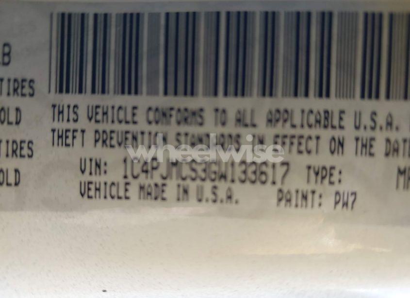 Photo 9 of 2016 Jeep Cherokee LATITUDE (VIN 1C4PJMCS3GW133617)