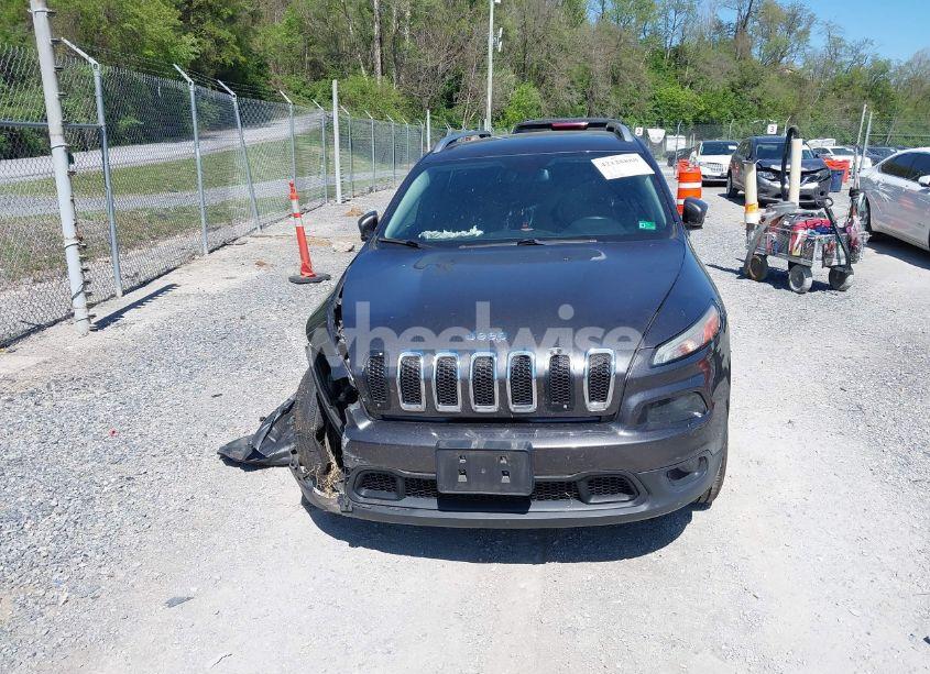 Photo 12 of 2016 Jeep Cherokee LATITUDE (VIN 1C4PJMCS3GW134007)