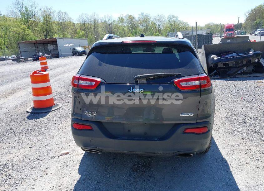 Photo 16 of 2016 Jeep Cherokee LATITUDE (VIN 1C4PJMCS3GW134007)