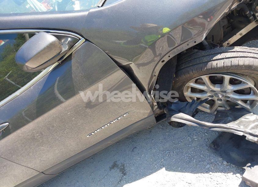 Photo 18 of 2016 Jeep Cherokee LATITUDE (VIN 1C4PJMCS3GW134007)