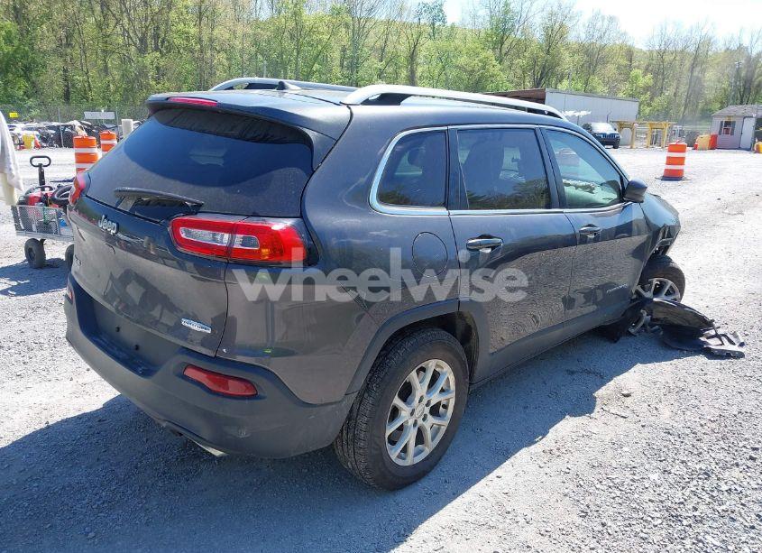 Photo 4 of 2016 Jeep Cherokee LATITUDE (VIN 1C4PJMCS3GW134007)