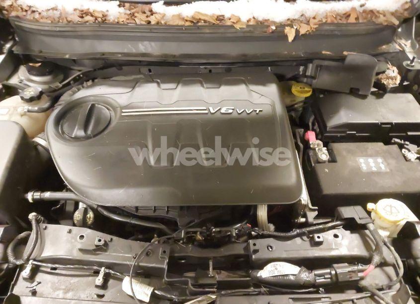 Photo 10 of 2016 Jeep Cherokee LATITUDE (VIN 1C4PJMCS3GW157481)