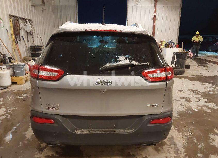 Photo 16 of 2016 Jeep Cherokee LATITUDE (VIN 1C4PJMCS3GW157481)