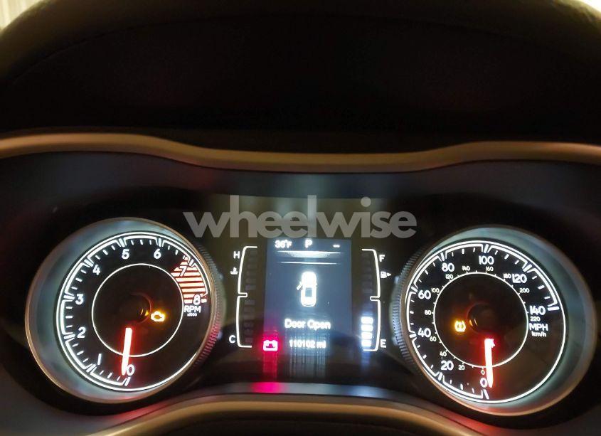 Photo 7 of 2016 Jeep Cherokee LATITUDE (VIN 1C4PJMCS3GW157481)