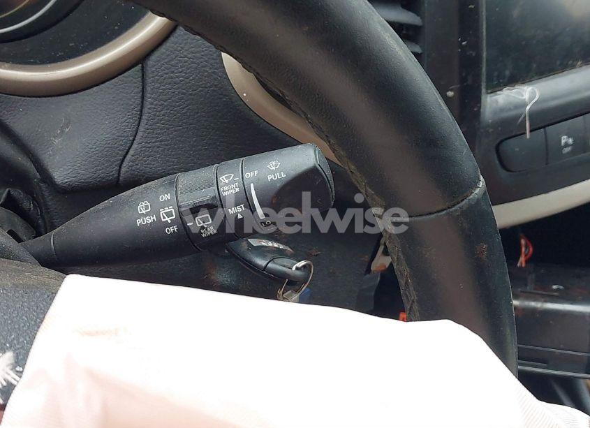 Photo 11 of 2016 Jeep Cherokee LATITUDE (VIN 1C4PJMCS3GW253160)