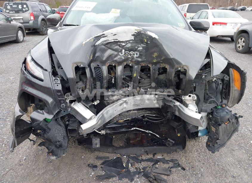 Photo 15 of 2016 Jeep Cherokee LATITUDE (VIN 1C4PJMCS3GW253160)