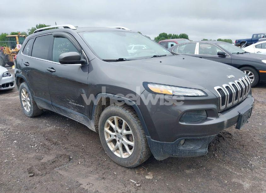 2016 Jeep Cherokee LATITUDE (VIN 1C4PJMCS3GW368342) main photo