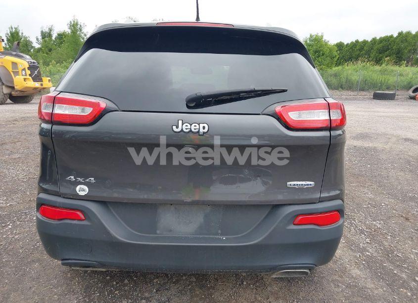 Photo 16 of 2016 Jeep Cherokee LATITUDE (VIN 1C4PJMCS3GW368342)