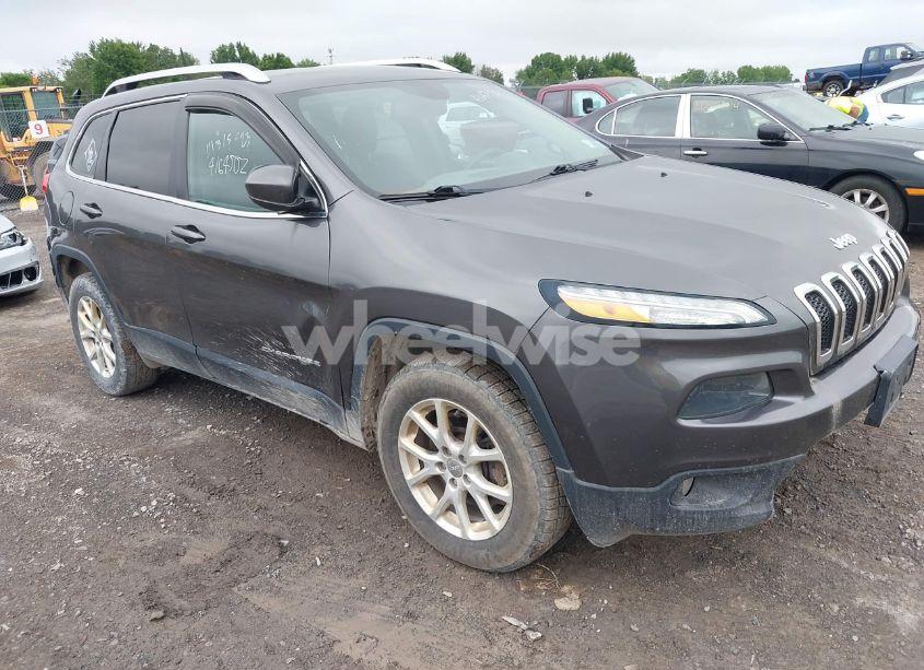 Photo 17 of 2016 Jeep Cherokee LATITUDE (VIN 1C4PJMCS3GW368342)