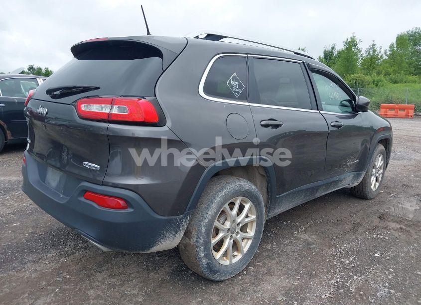 Photo 4 of 2016 Jeep Cherokee LATITUDE (VIN 1C4PJMCS3GW368342)