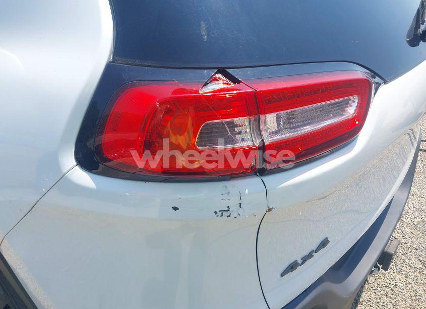 Photo 17 of 2017 Jeep Cherokee 75TH ANNIVERSARY EDITION 4X4 (VIN 1C4PJMCS3HW552116)