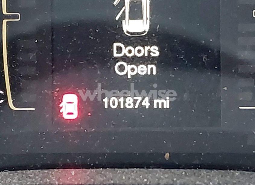 Photo 15 of 2017 Jeep Cherokee LATITUDE 4X4 (VIN 1C4PJMCS3HW589358)