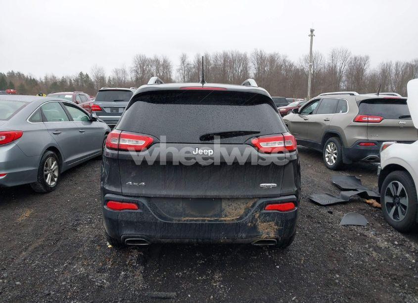 Photo 16 of 2017 Jeep Cherokee LATITUDE 4X4 (VIN 1C4PJMCS3HW589358)