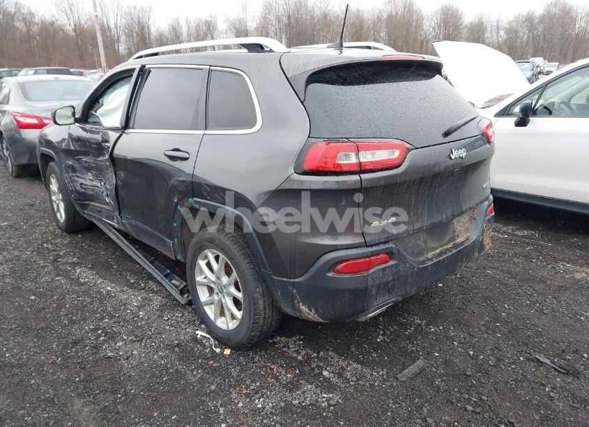 Photo 3 of 2017 Jeep Cherokee LATITUDE 4X4 (VIN 1C4PJMCS3HW589358)