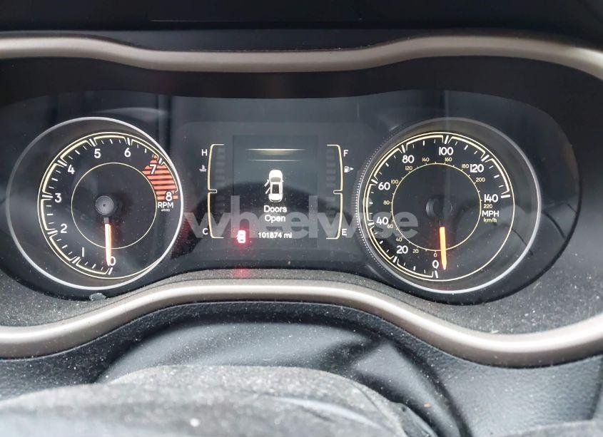 Photo 7 of 2017 Jeep Cherokee LATITUDE 4X4 (VIN 1C4PJMCS3HW589358)