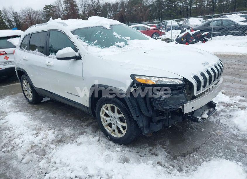 2017 Jeep Cherokee LATITUDE 4X4 (VIN 1C4PJMCS3HW638610) main photo