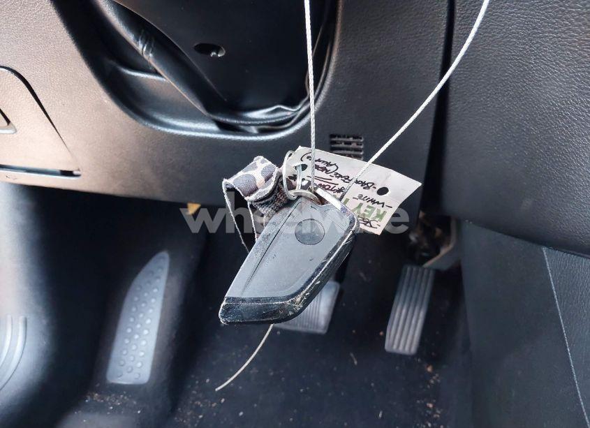 Photo 11 of 2014 Jeep Cherokee LATITUDE (VIN 1C4PJMCS4EW207852)