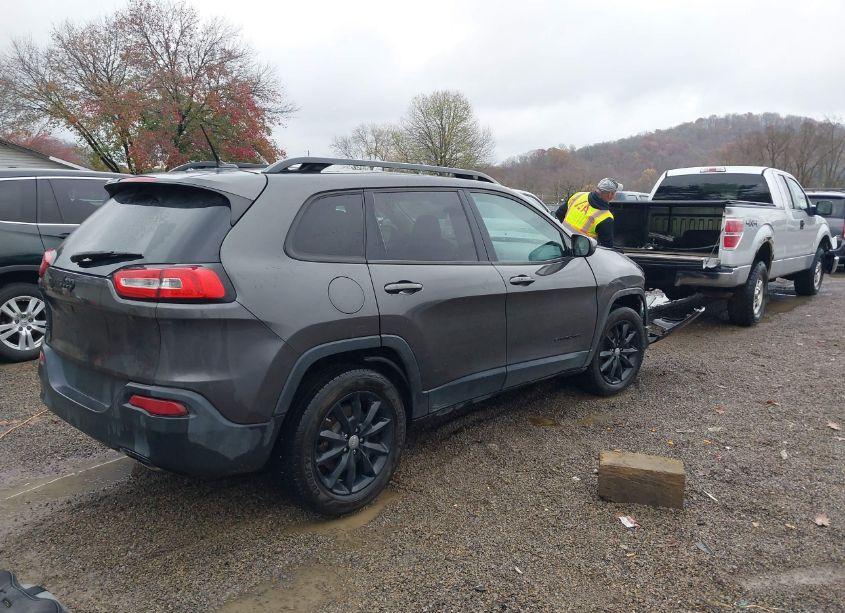Photo 4 of 2014 Jeep Cherokee ALTITUDE (VIN 1C4PJMCS4EW297911)