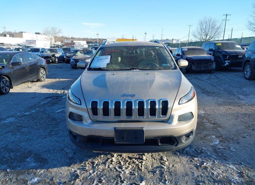 Photo 12 of 2015 Jeep Cherokee LATITUDE (VIN 1C4PJMCS4FW528498)