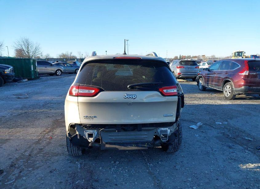 Photo 16 of 2015 Jeep Cherokee LATITUDE (VIN 1C4PJMCS4FW528498)