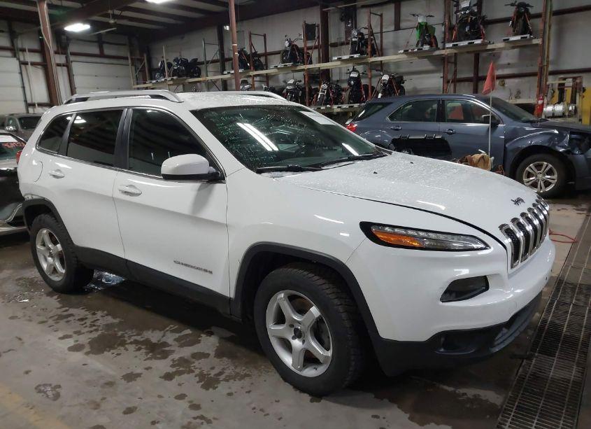 2015 Jeep Cherokee LATITUDE (VIN 1C4PJMCS4FW538951) main photo