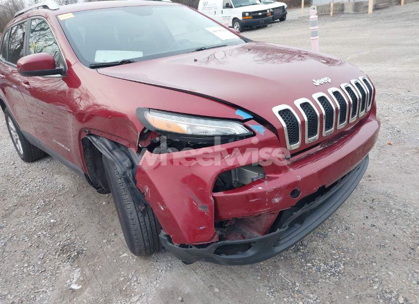 Photo 6 of 2015 Jeep Cherokee LATITUDE (VIN 1C4PJMCS4FW552042)