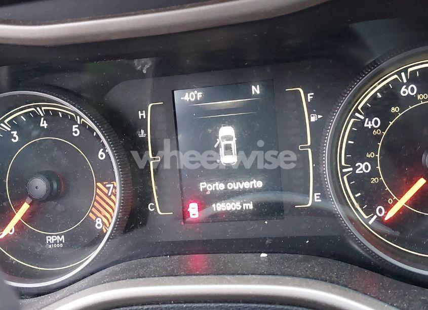 Photo 7 of 2015 Jeep Cherokee LATITUDE (VIN 1C4PJMCS4FW552042)