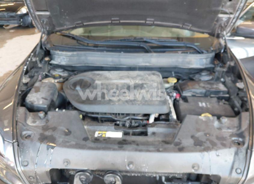 Photo 10 of 2015 Jeep Cherokee LATITUDE (VIN 1C4PJMCS4FW583355)