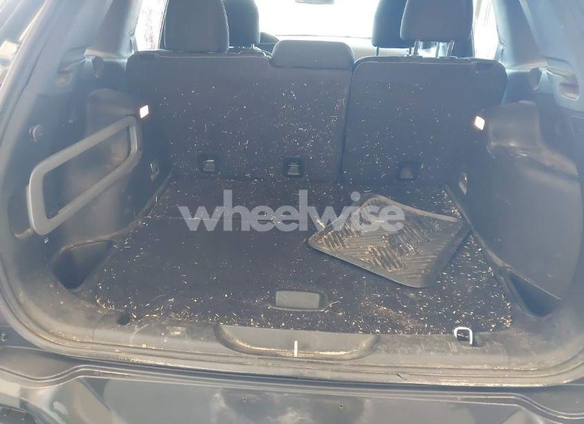 Photo 17 of 2015 Jeep Cherokee LATITUDE (VIN 1C4PJMCS4FW583355)