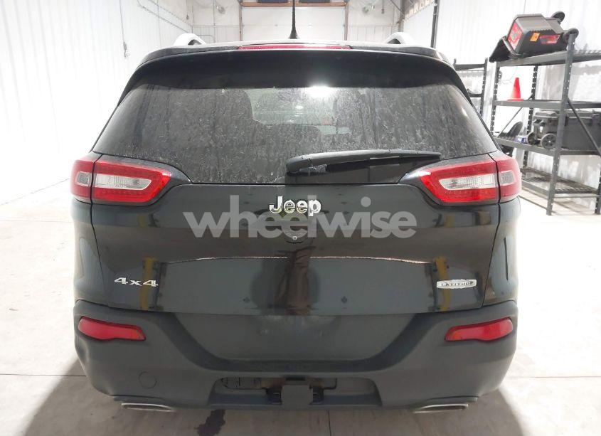 Photo 16 of 2015 Jeep Cherokee LATITUDE (VIN 1C4PJMCS4FW619691)