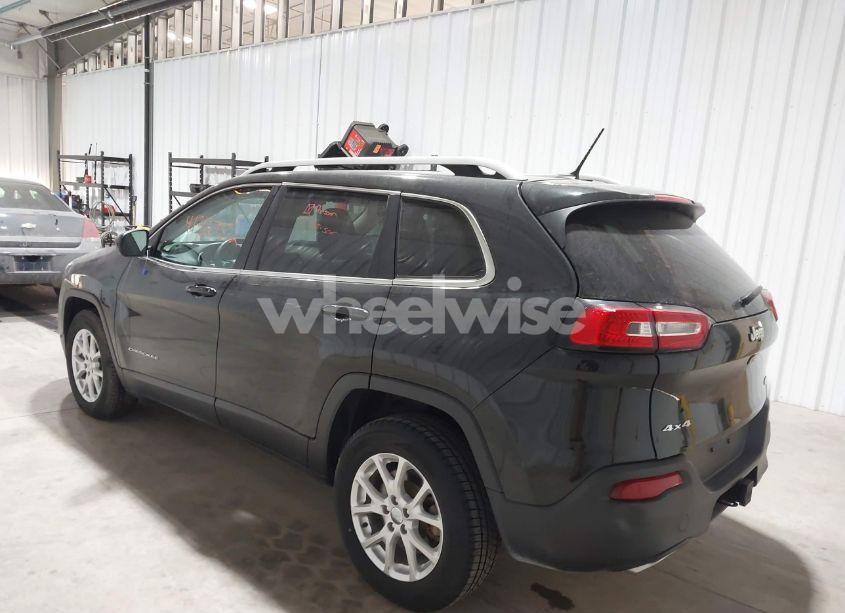 Photo 3 of 2015 Jeep Cherokee LATITUDE (VIN 1C4PJMCS4FW619691)