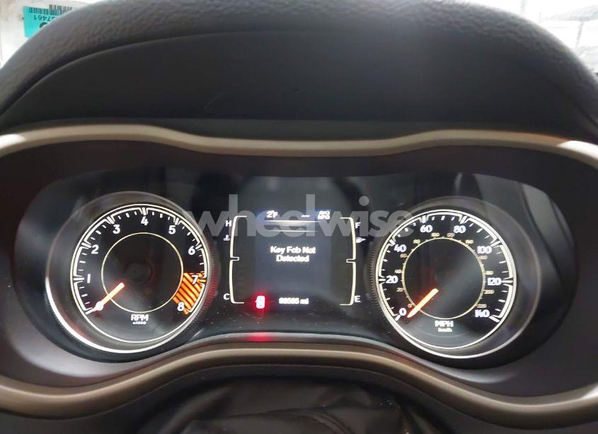 Photo 7 of 2015 Jeep Cherokee LATITUDE (VIN 1C4PJMCS4FW619691)