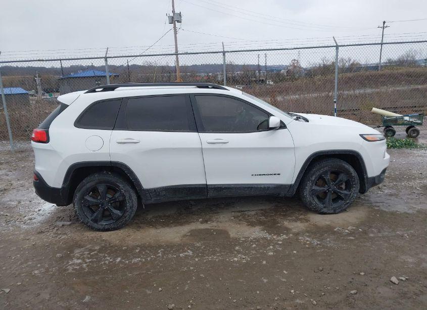 Photo 13 of 2015 Jeep Cherokee LATITUDE ALTITUDE (VIN 1C4PJMCS4FW776086)