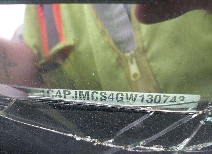 Photo 9 of 2016 Jeep Cherokee LATITUDE (VIN 1C4PJMCS4GW130743)