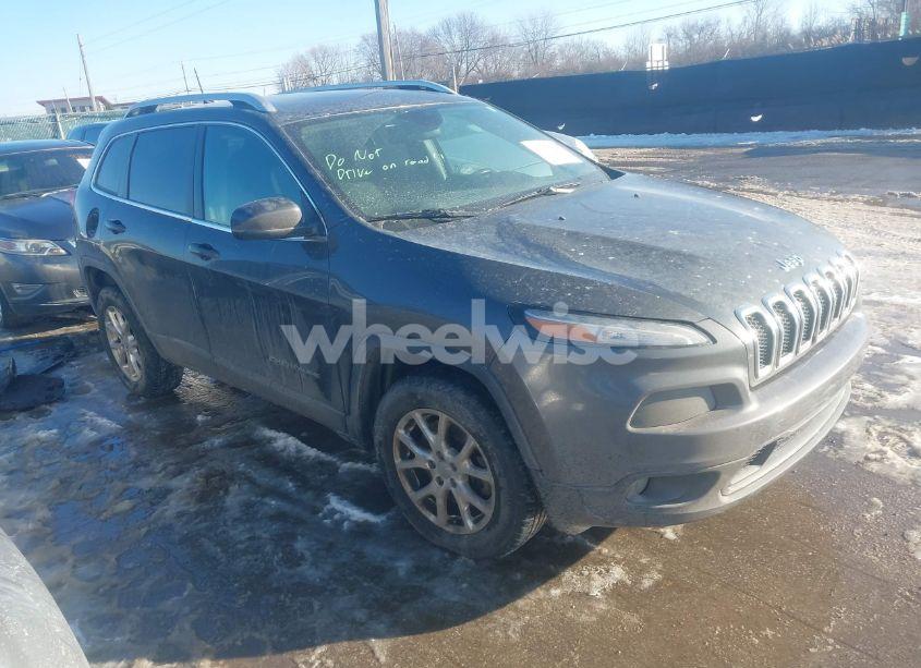 2016 Jeep Cherokee LATITUDE (VIN 1C4PJMCS4GW182826) main photo