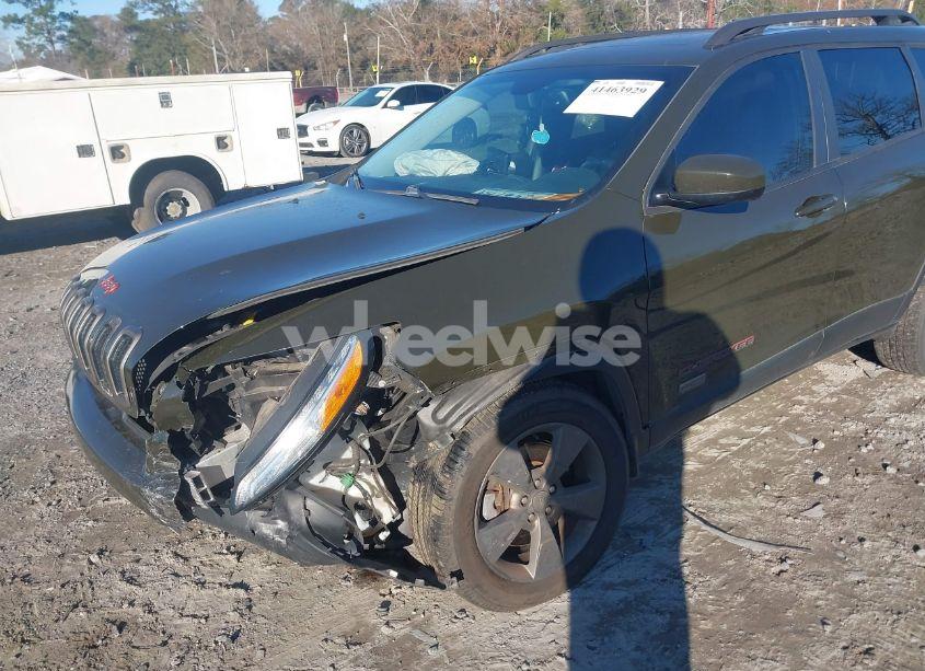 Photo 6 of 2016 Jeep Cherokee 75TH ANNIVERSARY (VIN 1C4PJMCS4GW279721)