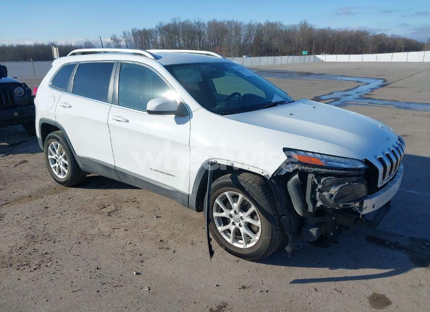 2016 Jeep Cherokee LATITUDE (VIN 1C4PJMCS4GW334328) main photo